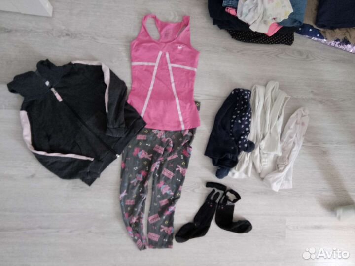 Одежда для девочки пакетом 122 128