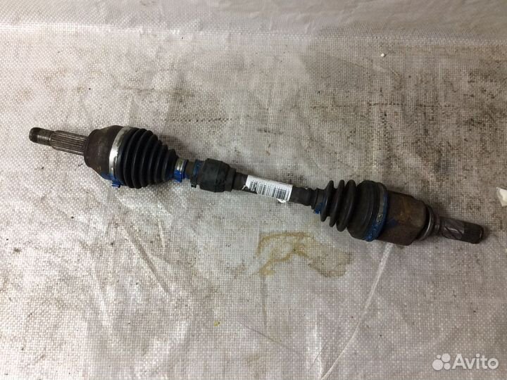 Привод левый Мазда Демио