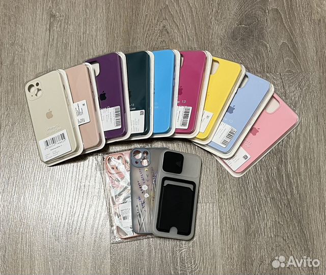 Чехлы на iPhone 13