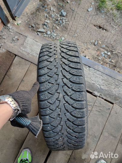 Dunlop SP Winter Ice 01 195/65 R16