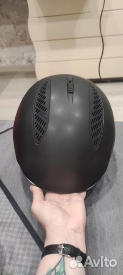 Горнолыжный шлем