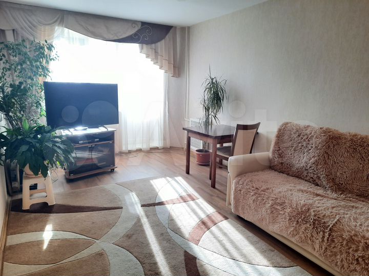 2-к. квартира, 56 м², 9/9 эт.