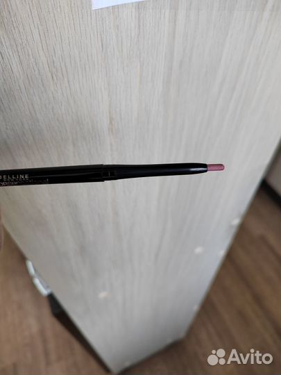 Кисти, косметика