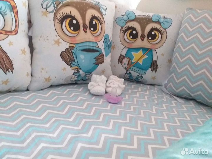 Бортики в кроватку малыша