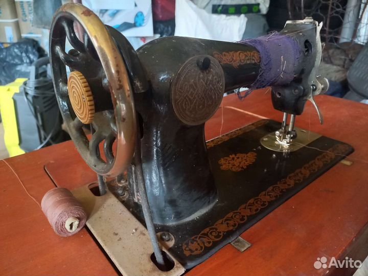 Швейная машинка пмз им. Калинина