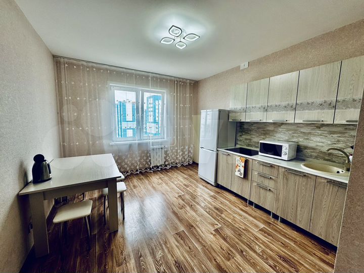2-к. квартира, 62 м², 12/16 эт.