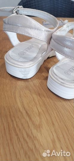 Туфли сандалии