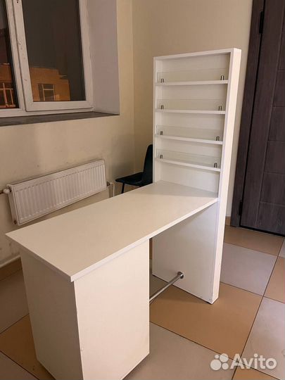 Маникюрный стол бу