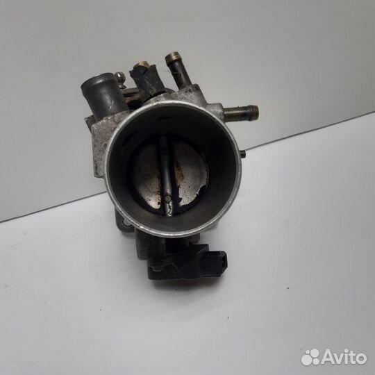 Дросcельная заслонка Opel Vectra A 1988-1995