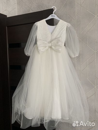Платье нарядное для девочки