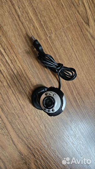 Веб-камера Defender C-110