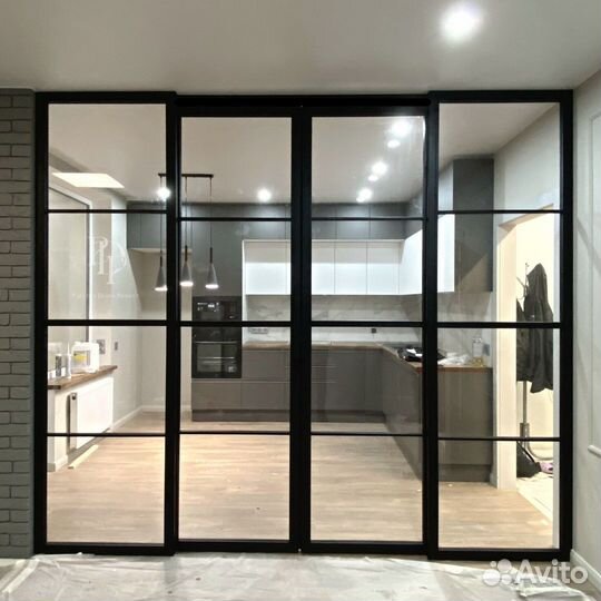 Перегородка из стекла под ключ