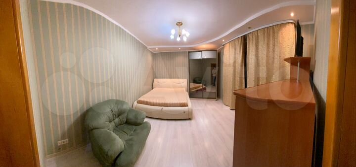 3-к. квартира, 101 м², 2/6 эт.