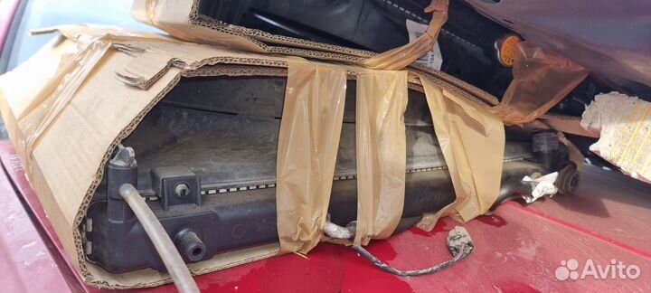 Mitsubishi Pajero 3 Montero Радиатор охлаждения