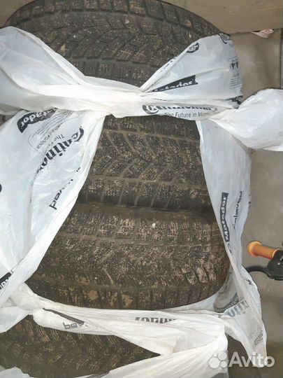 Goodyear UltraGrip Ice SUV 225/60 R17