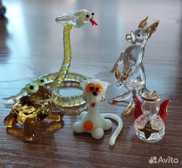 Статуэтки стекло