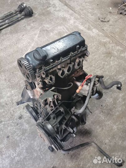 В разборе Двигатель Audi a4 B5 1.6 ADP