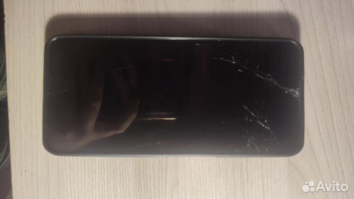 Samsung Galaxy A10, 2/32 ГБ