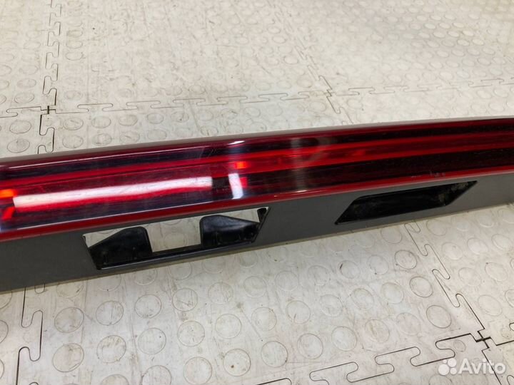 Отражатель крышки багажника Kia Cerato 4 BD 2018