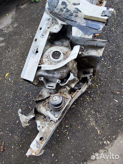 Проем двери правый и лонжерон polo sedan 2012