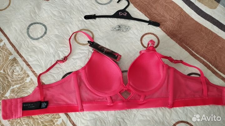 Бюстгальтер hunkemoller 70B новый