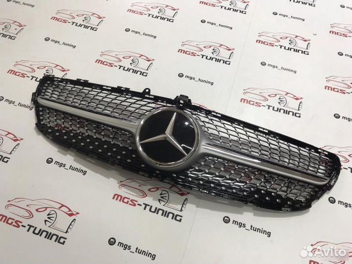 Решетка CLS W218 Diamond Silver Дистроник П/К