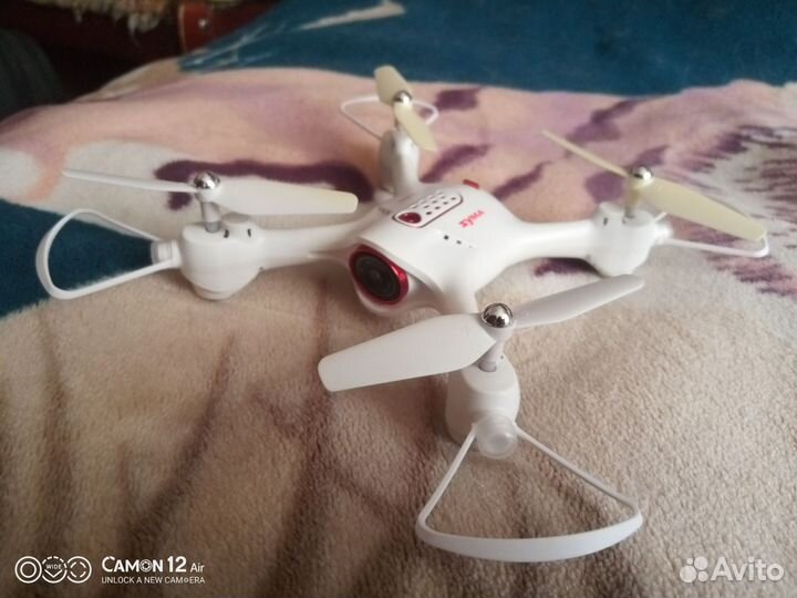 Квадрокоптер Syma X23W