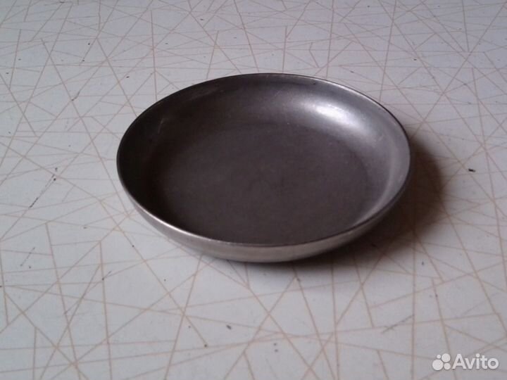 Кормушка для мелких животных