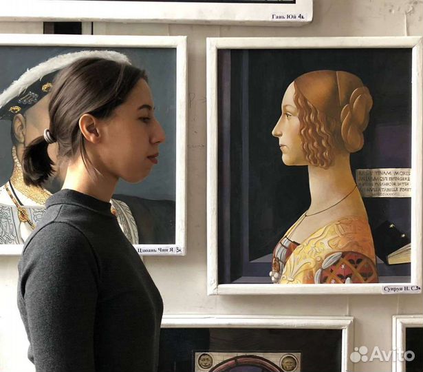 Преподаватель по рисованию