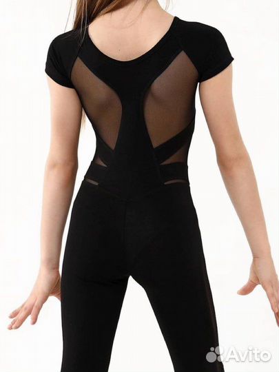 Женский спортивный комбинезон