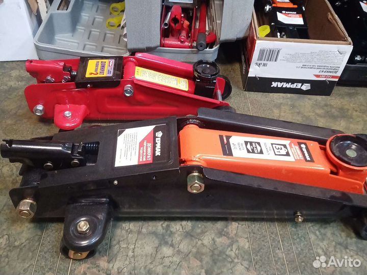 Домкрат 3 тонны