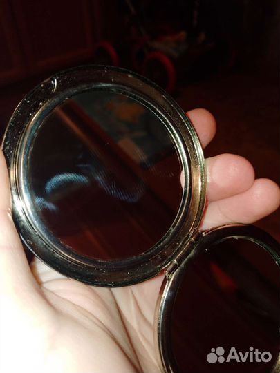 Зеркало косметическое