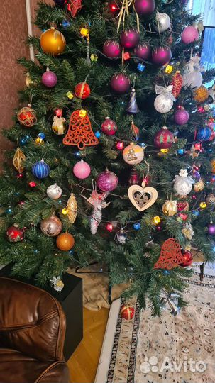 Елка искусственная 240