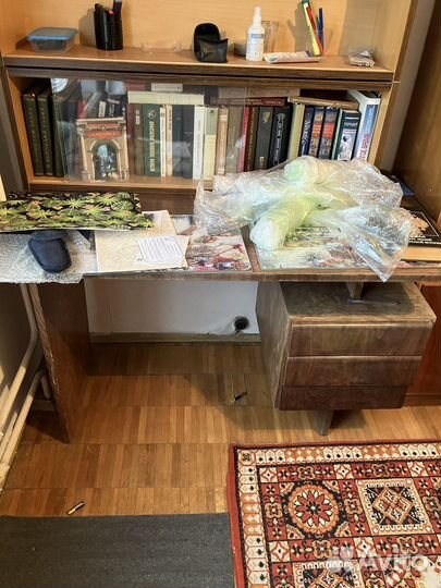 СССР Книжные шкафы, письменнве столы