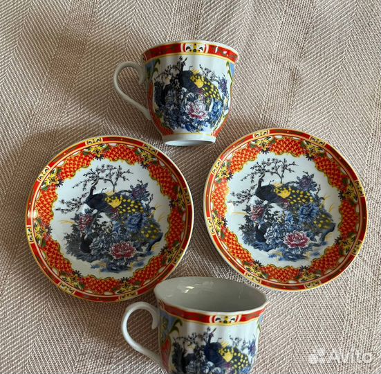 Чайная пара с павлинами