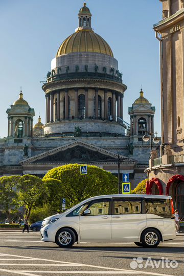 Аренда минивена на свадьбу