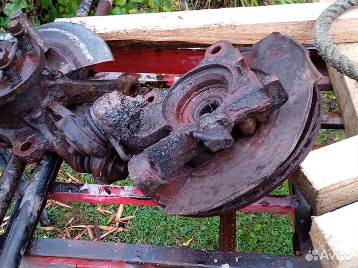 Передние ступицы бу