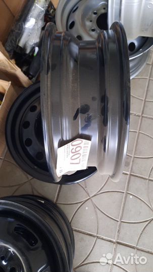 Диски r13 новые