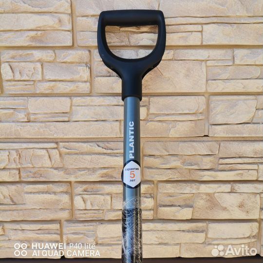 Лопата fiskars solidtm