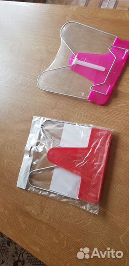 Подставка для книг