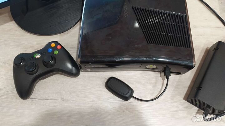 Xbox 360 slim freeboot 250 Gb