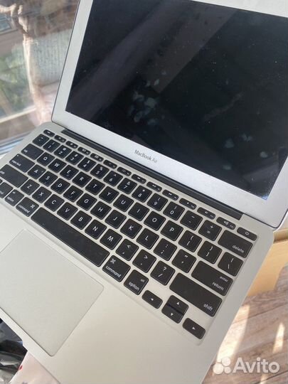 Apple MacBook Air 11