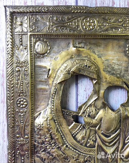 Старинный оклад к иконе Казанской Божией Матери