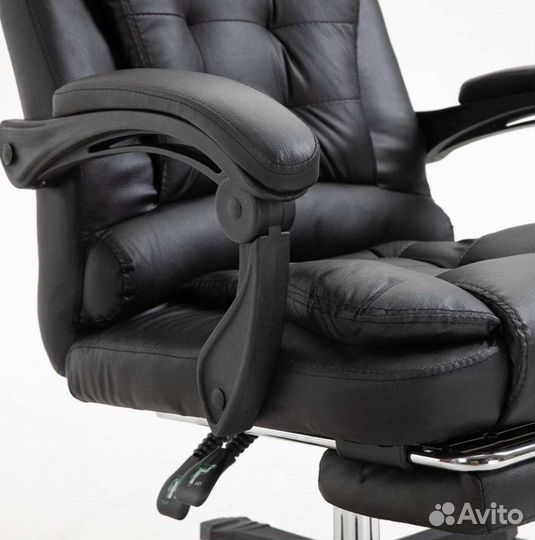 Компьютерное кресло новое boss
