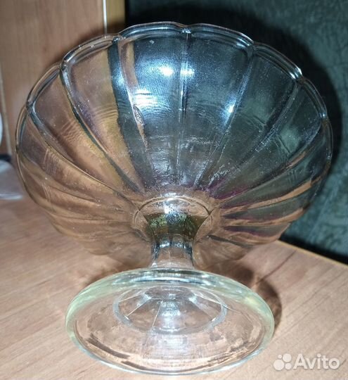 Старинная ваза (пузыри)