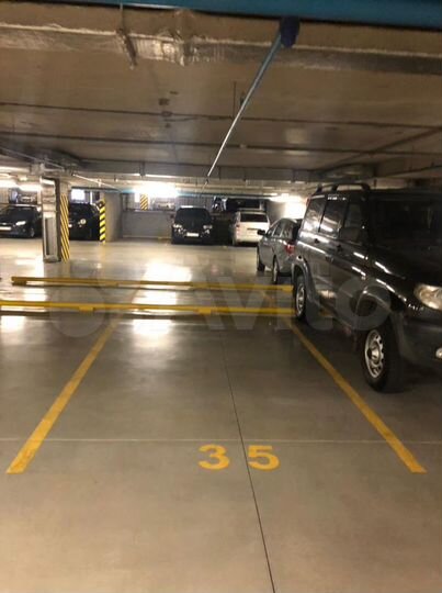 Машиноместо, 18 м²