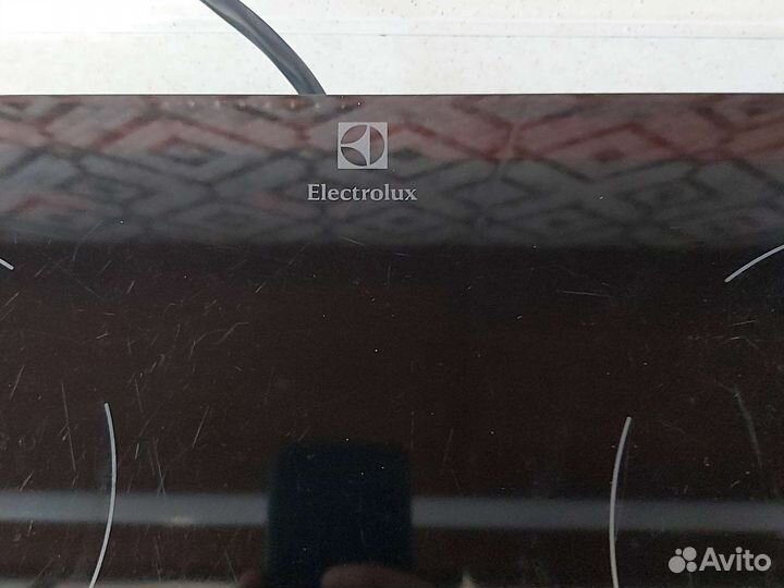 Electrolux EHF6241FOK варочная панель