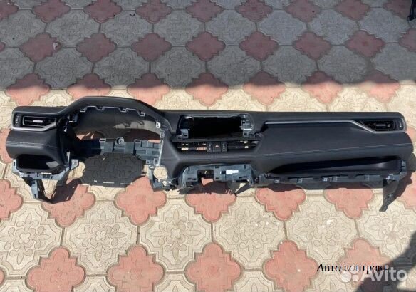 Торпедо Toyota RAV-4 50