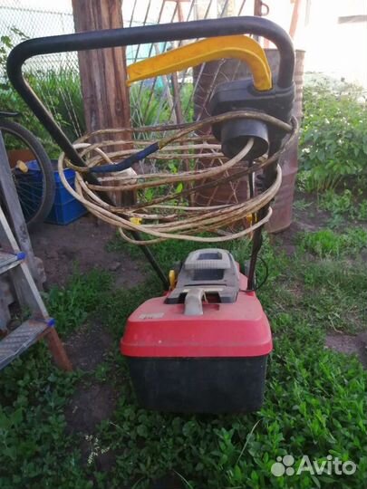 Газонокосилка электрическая