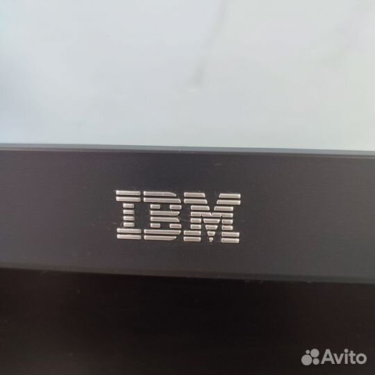 Монитор ThinkVision IBM 17